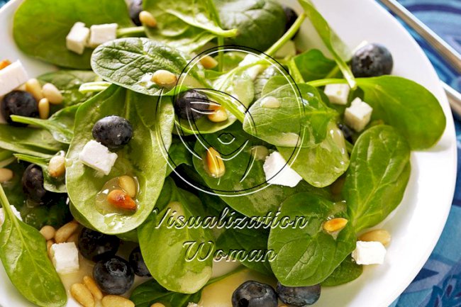 Quick Blueberry Spinach Salad