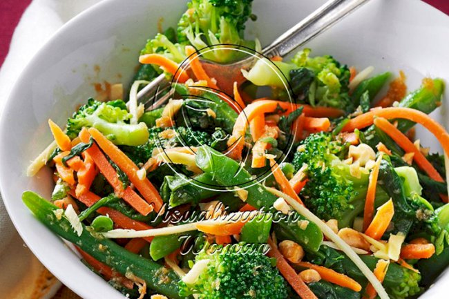 Ginger-Sesame Steamed Vegetable Salad