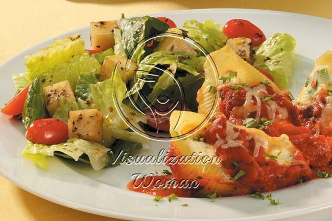 Marinated Mozzarella Tossed Salad