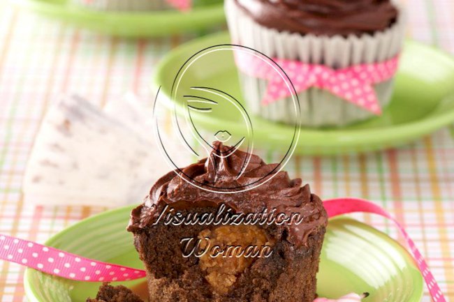 Peanut Butter Chocolate Cupcakes