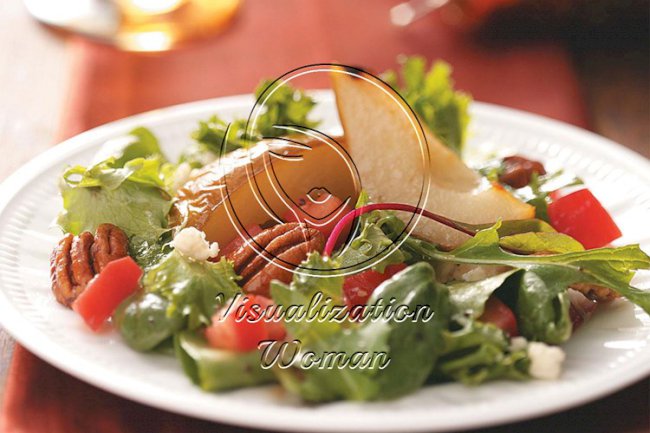 Gorgonzola Pear Tossed Salad