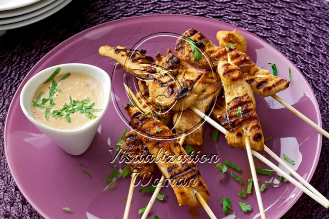 Skewered Chicken with Peanut Sauce