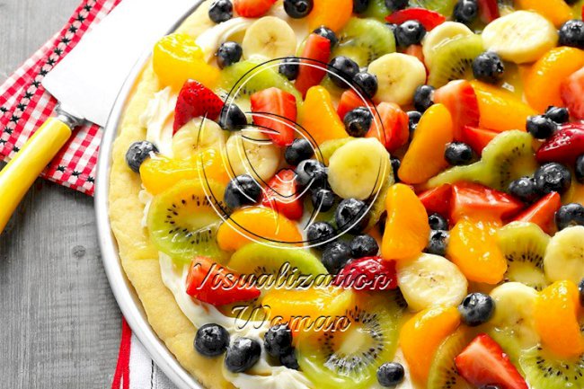 Summer Dessert Pizza