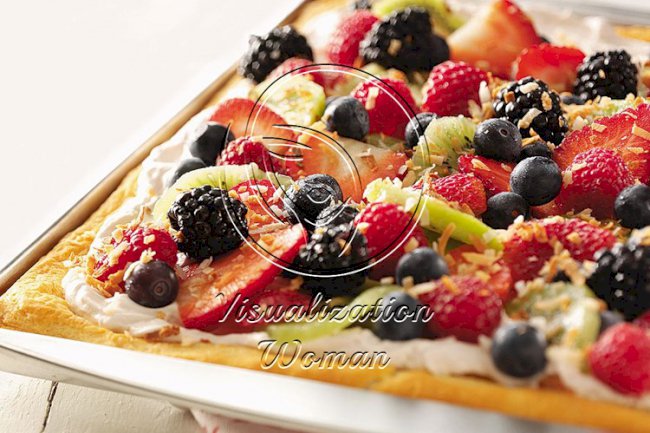 Coconut Berry Pizza