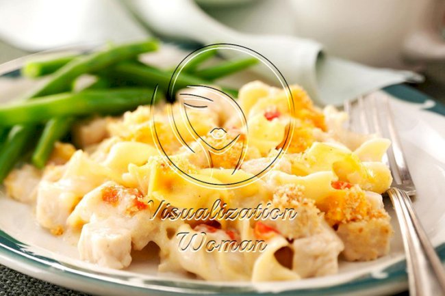 Creamy Chicken Noodle Bake