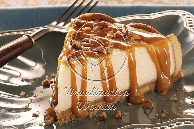 Caramel Praline-Topped Cheesecake