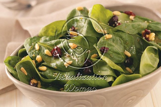 Curry-Cranberry Spinach Salad