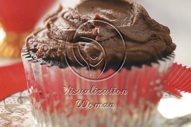 Egg- and Lactose-Free Chocolate Cupcakes