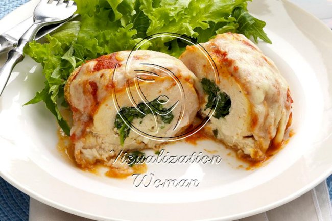 Spinach-Stuffed Chicken Parmesan
