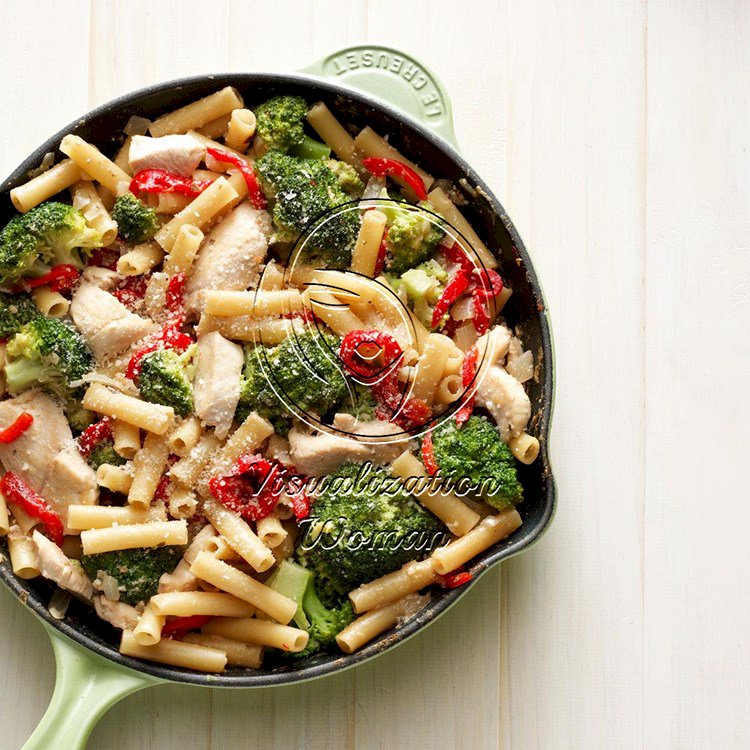Skillet Ziti with Chicken and Broccoli