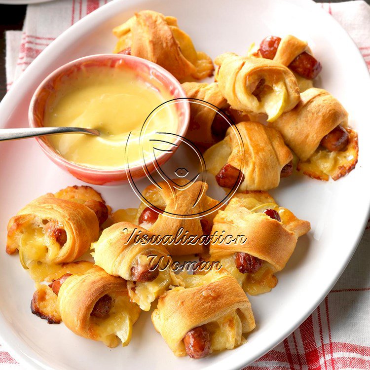 Apple-Gouda Pigs in a Blanket