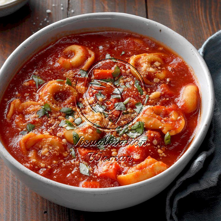 Tomato Basil Tortellini Soup