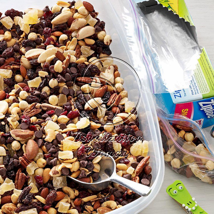 Nutty Berry Trail Mix