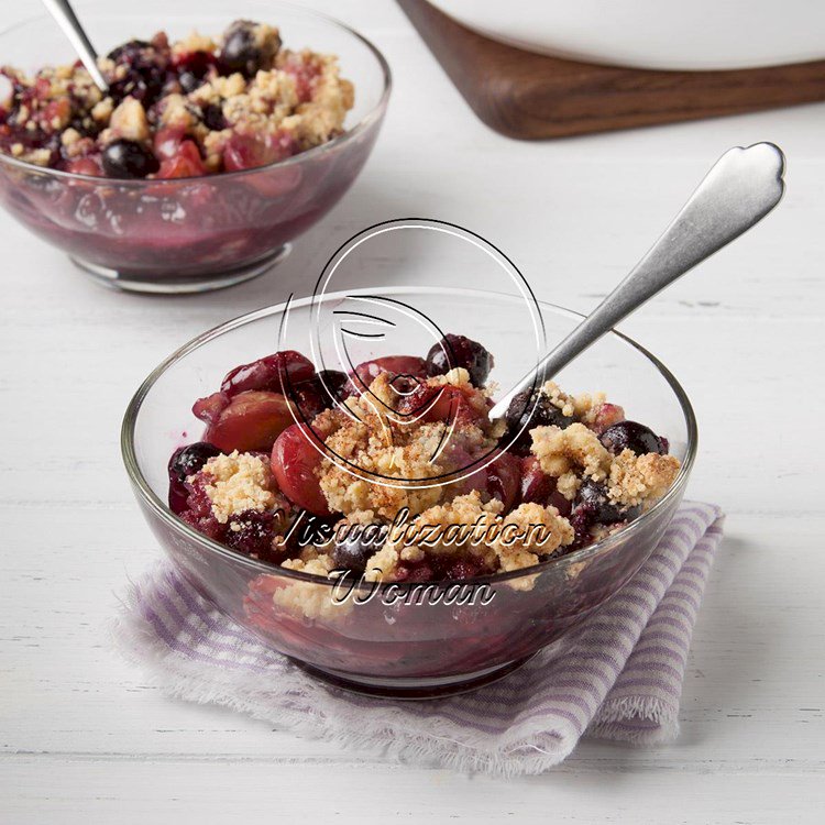 Berry and Grape Crumble (gluten, dairy free)
