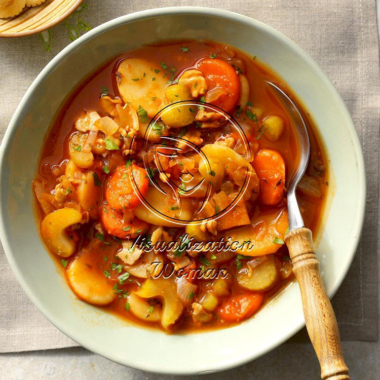 Slow-Cooked Manhattan Clam Chowder