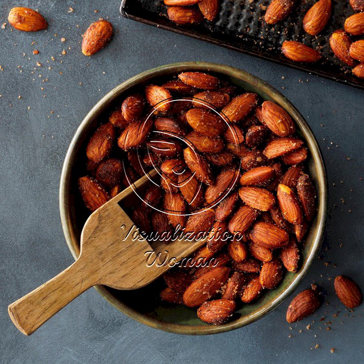 Spicy Almonds