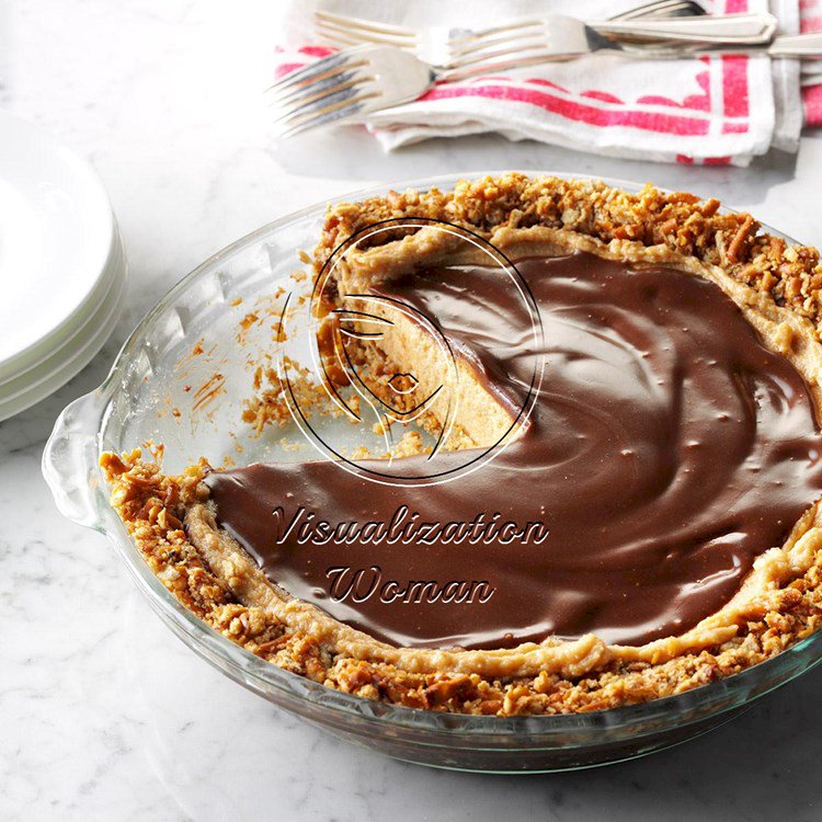 Easy Peanut Butter & Pretzel Pie