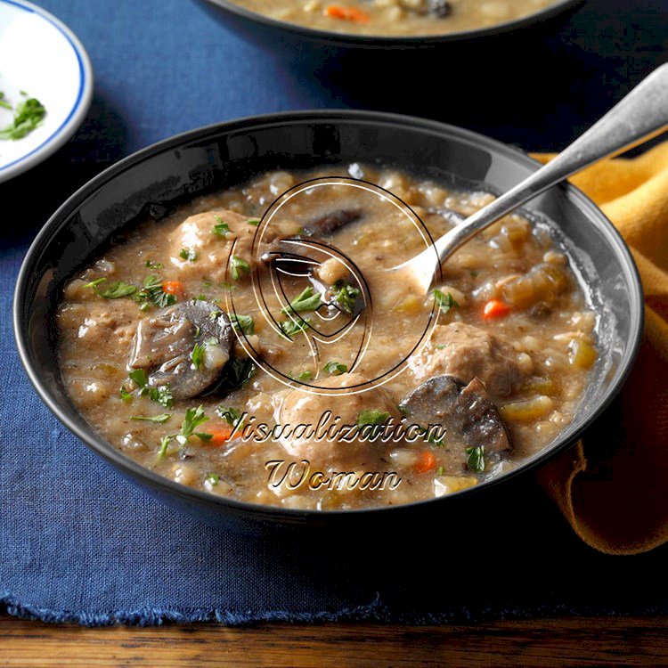 Deb’s Mushroom & Barley Soup