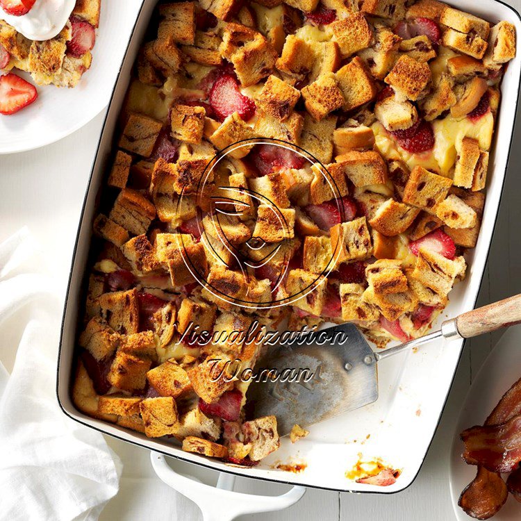 Creamy Strawberry French Toast Bake