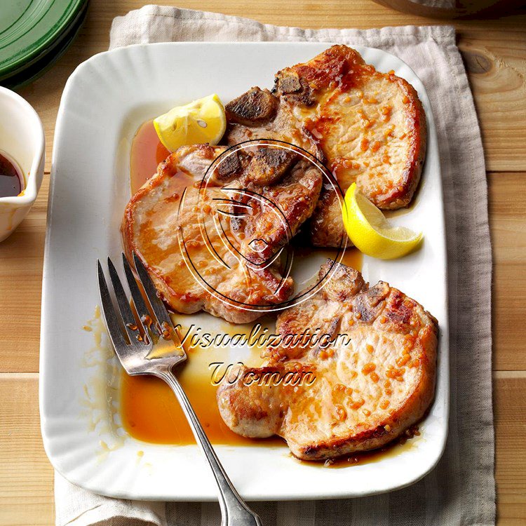 Pork Chops with Honey-Garlic Sauce