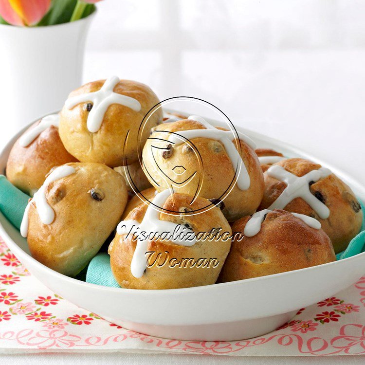 Traditional Hot Cross Buns