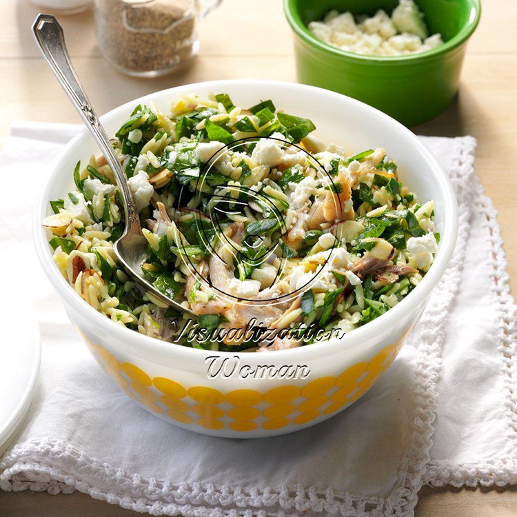 Double-Duty Chicken & Feta Spinach Salad