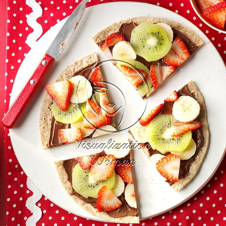 Chocolate-Hazelnut Fruit Pizza