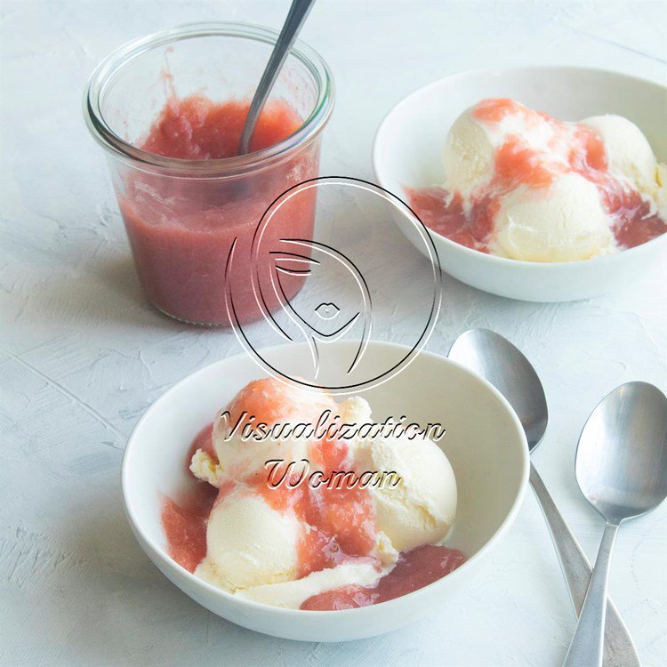 Easy Rhubarb Sauce