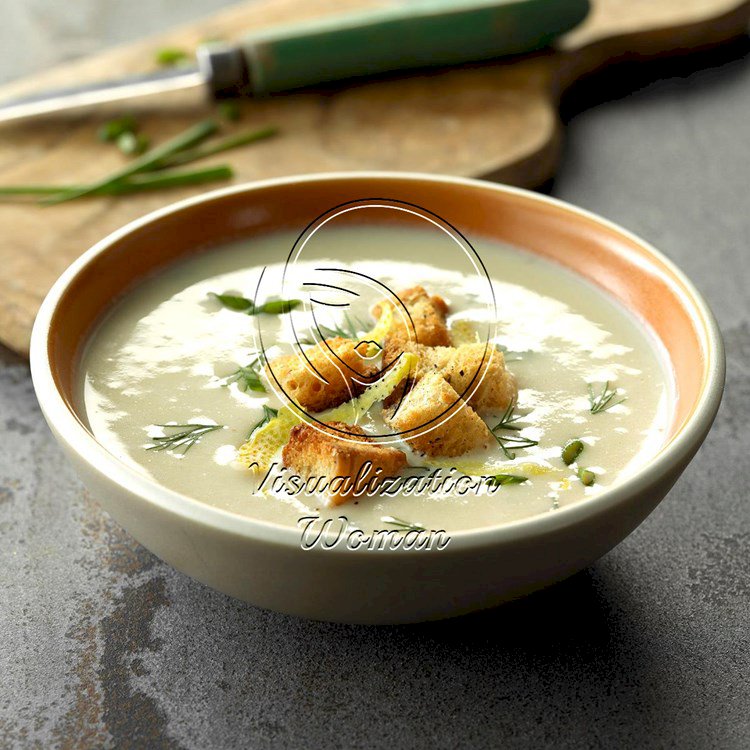 Creamy Cauliflower & Goat Cheese Soup