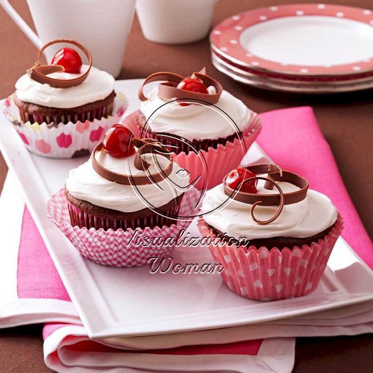 Chocolate Cherry Cupcakes