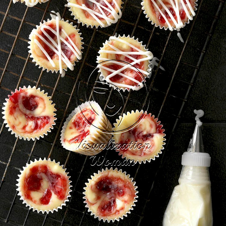 Mini PB&J Cheesecakes