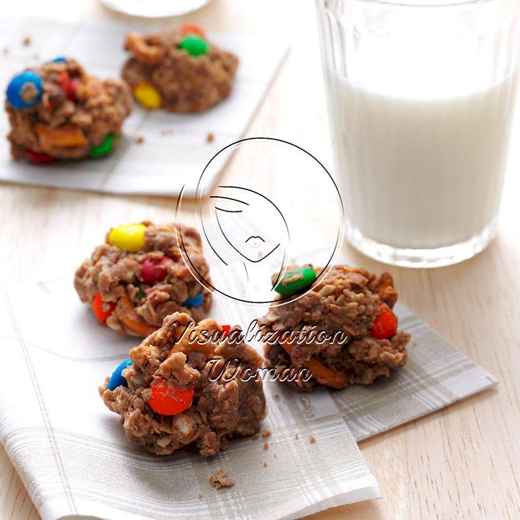 M&M & Pretzel Cookies