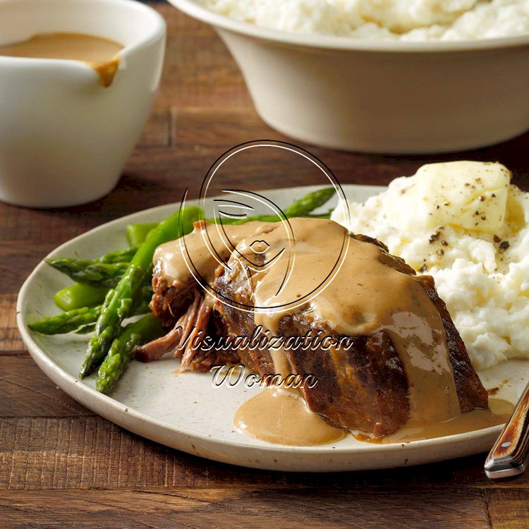 Beef in Mushroom Gravy