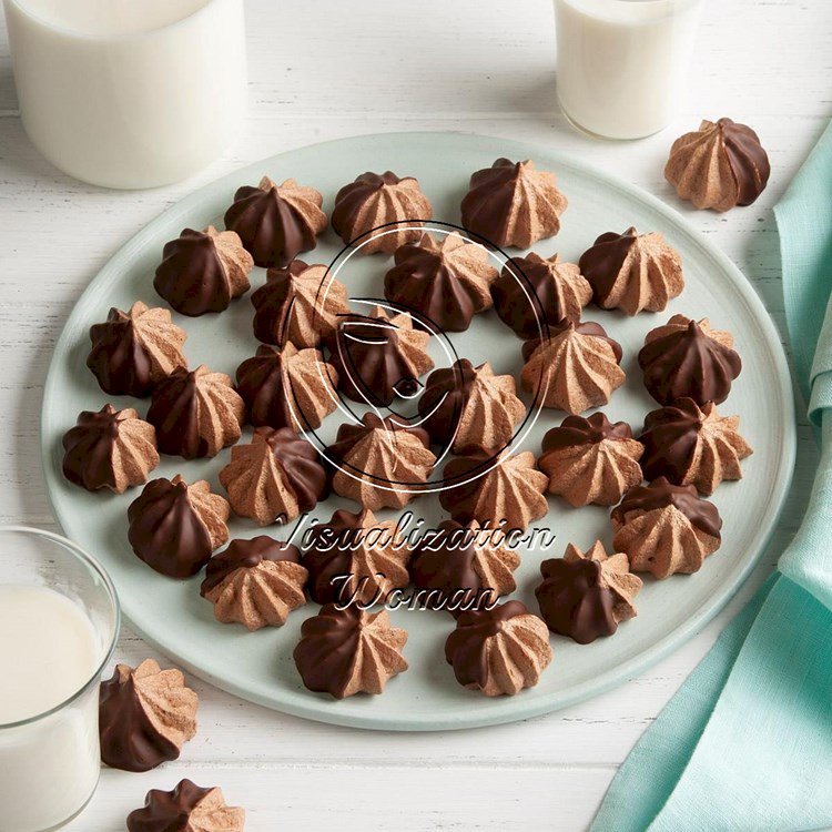 Chocolate Meringue Stars