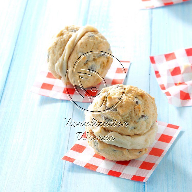 Caramel-Chocolate Chip Sandwich Cookies