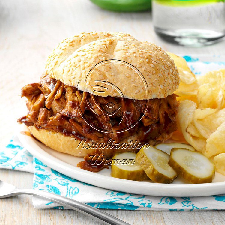 Slow Cooker Pulled Pork Sandwiches