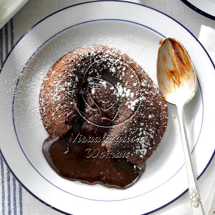 Molten Peppermint-Chocolate Cakes