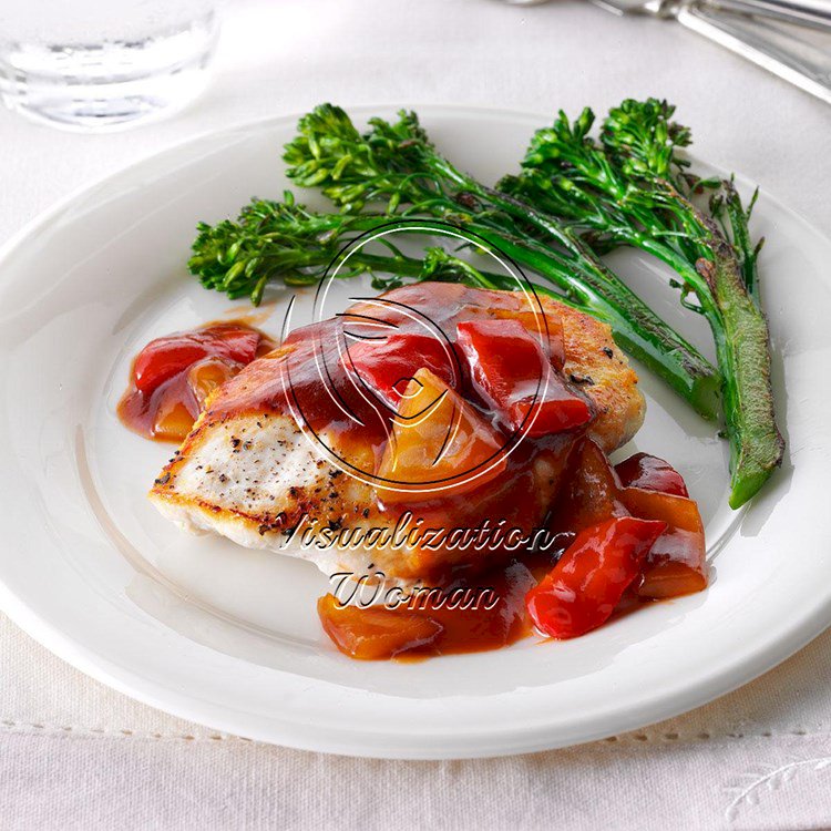 Skillet Chicken with Barbecue Onion