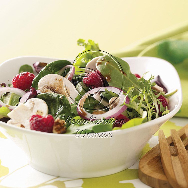 Summer Salad with Lemon Vinaigrette