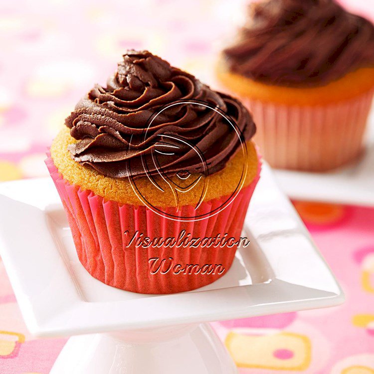 Peanut Butter Cupcakes with Creamy Chocolate Frosting