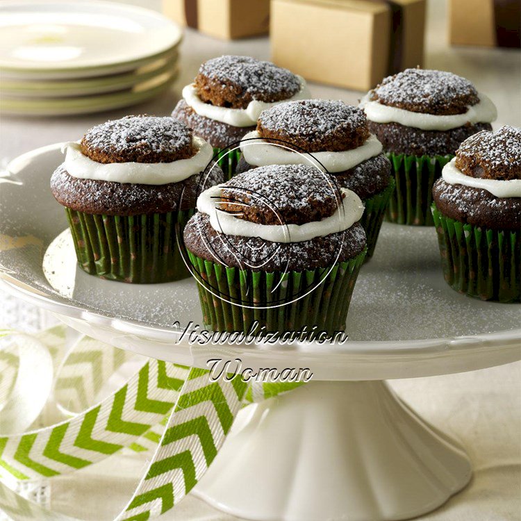 Chocolate Gingerbread Cupcakes