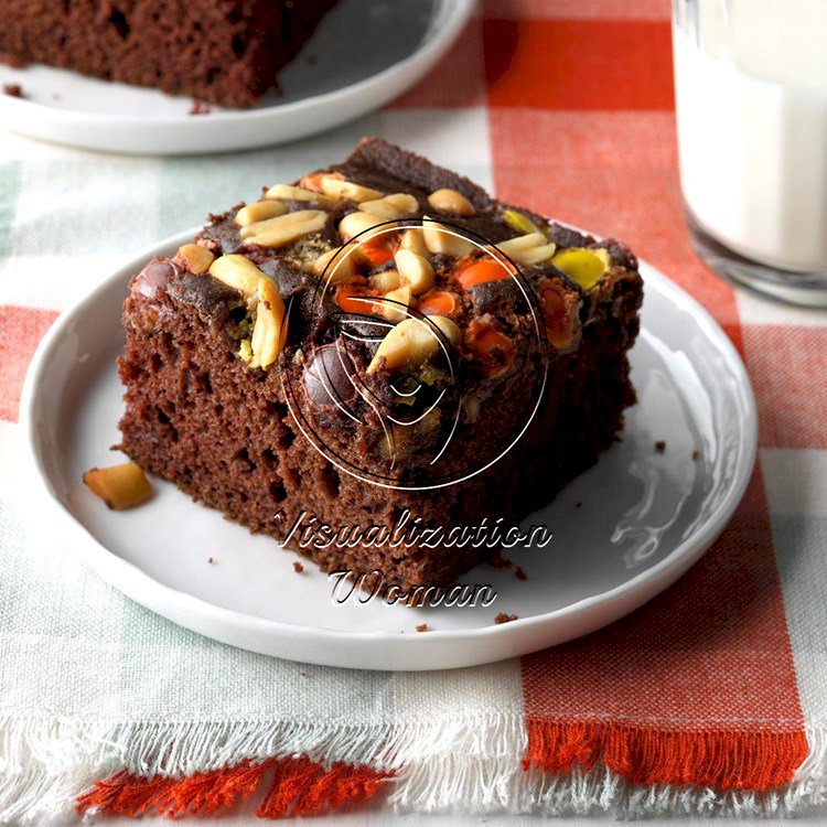 Reese’s Chocolate Snack Cake