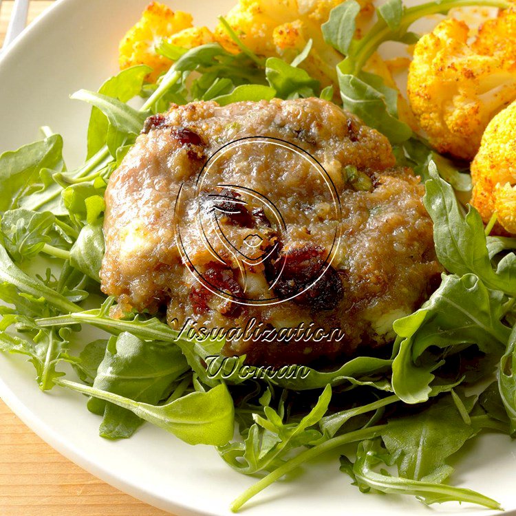 Cranberry Turkey Burgers with Arugula Salad