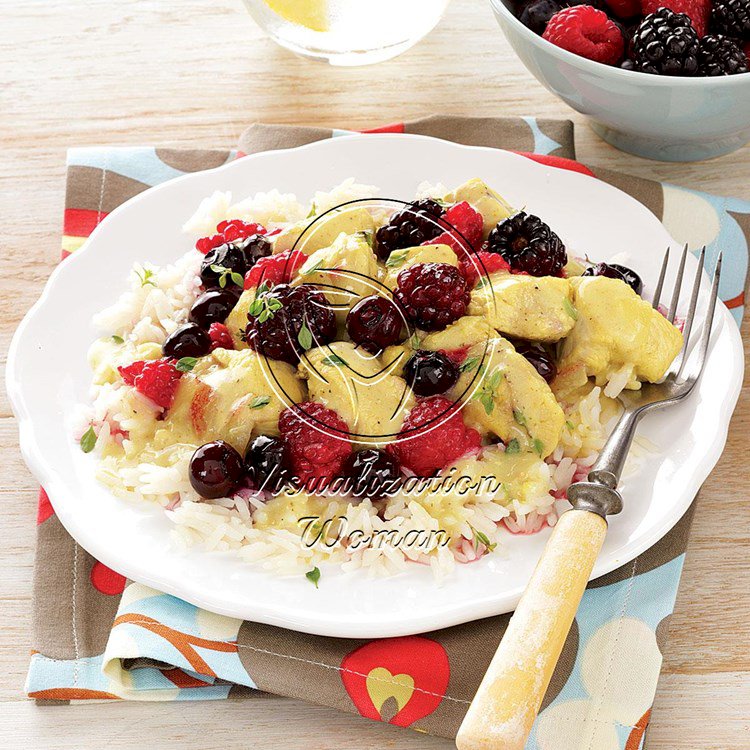 Curry Chicken with Mixed Berries