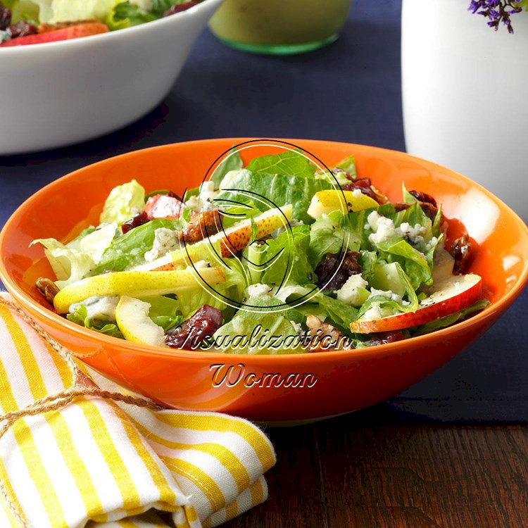 Fresh Pear & Romaine Salad