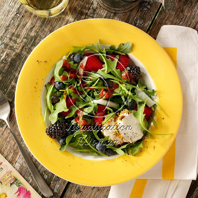 Arugula Salad with Berry Dressing