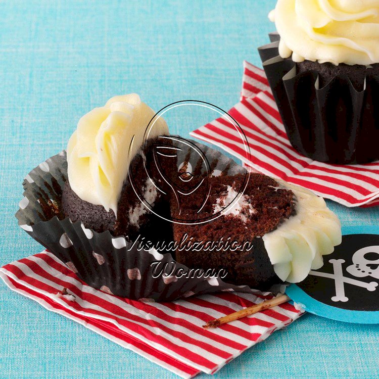 Chocolate Cupcakes with Marshmallow Cream Filling