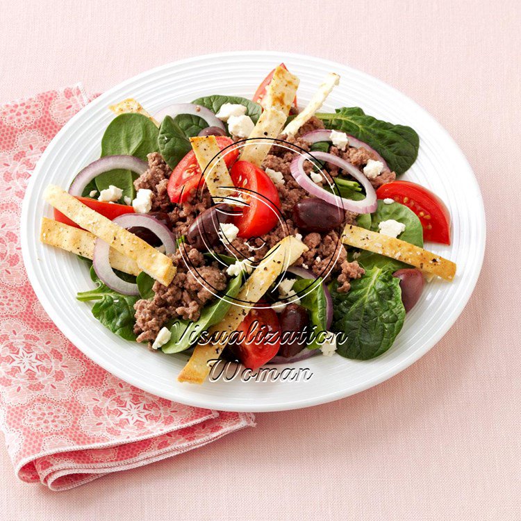 Hearty Pita Spinach Salad